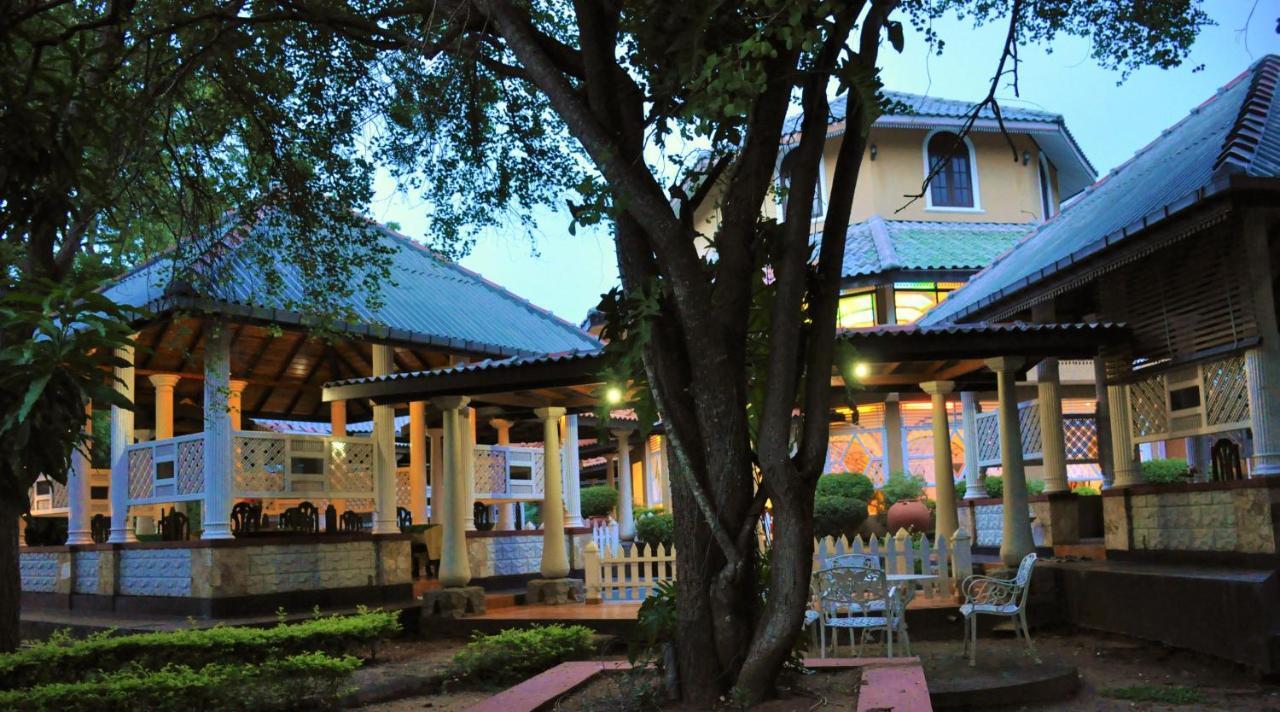 Kodigahawewa Forest Resort Тиссамахарама Экстерьер фото